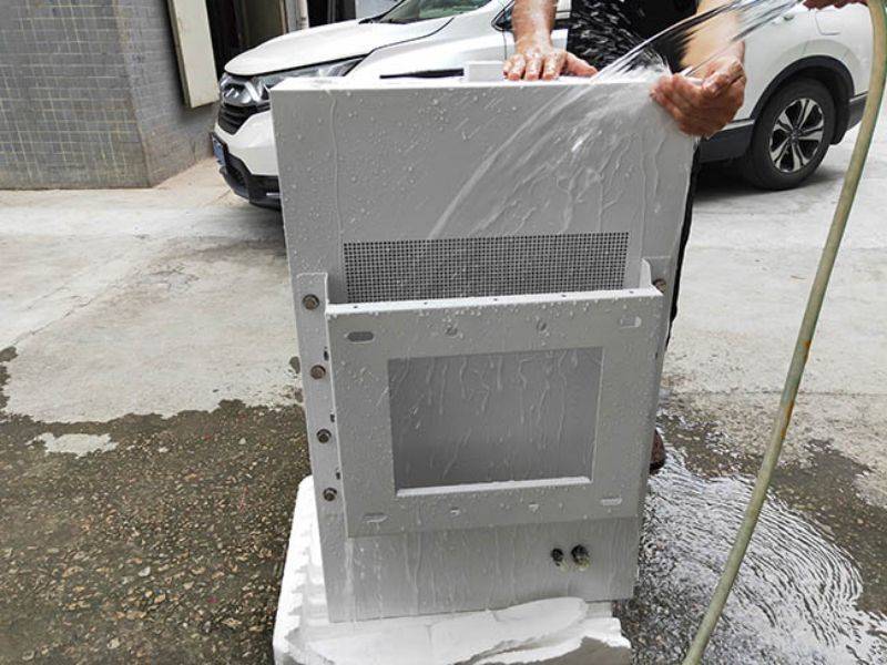 高清宣傳屏戶外防水防曬廣告機-03