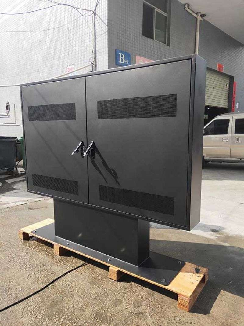 49寸戶外電子閱報欄液晶多屏廣告機(jī)-02