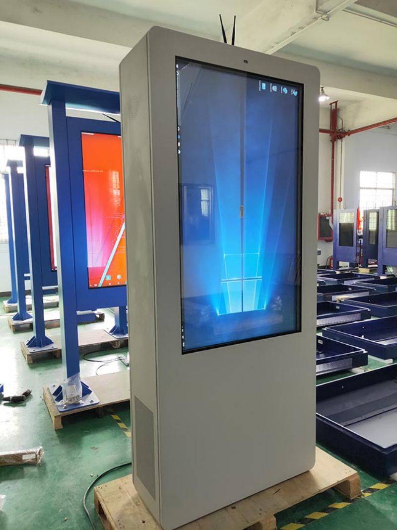 55寸戶(hù)外廣告機(jī)防水高亮廠家批發(fā)-01