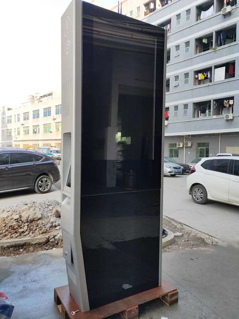 立式豎屏三防廣告機(jī)-01