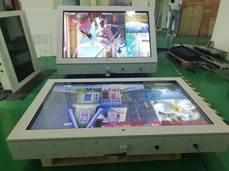 65寸戶外壁掛廣告機(jī)-02