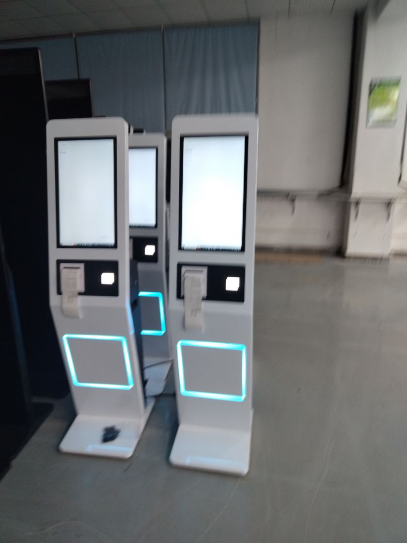 點(diǎn)餐機(jī)收銀一體機(jī)工廠直銷